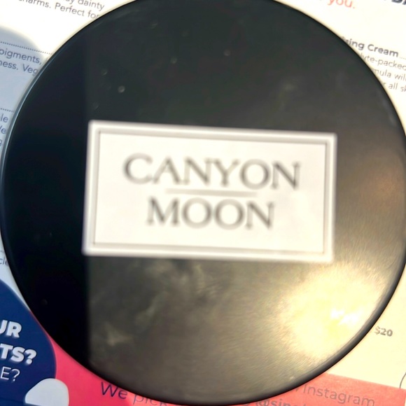 Canyon Moon Candle - Picture 1 of 3